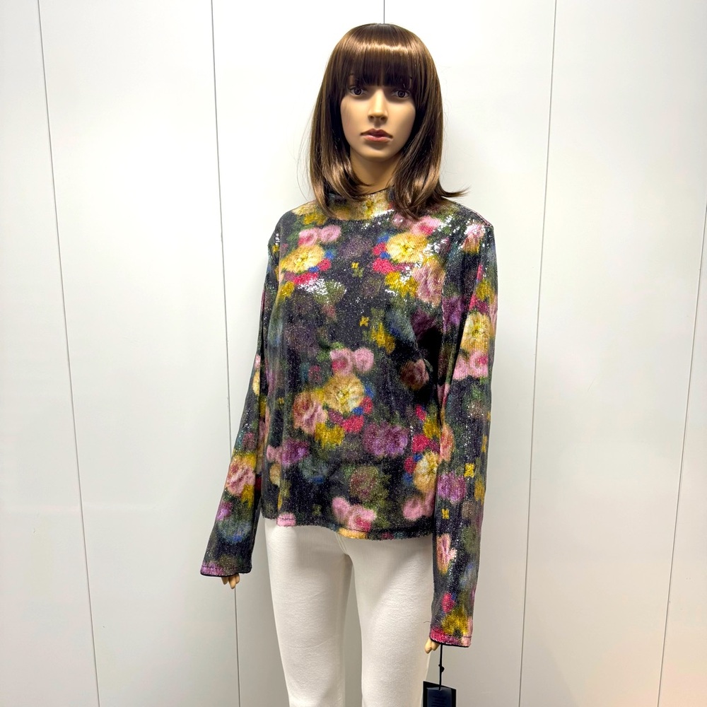 🌺SUPER SALE STUNNING SEQUIN FLORAL BLOUSE